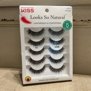 Looks So Natural Lash Shy, *Multipack!* - NWT